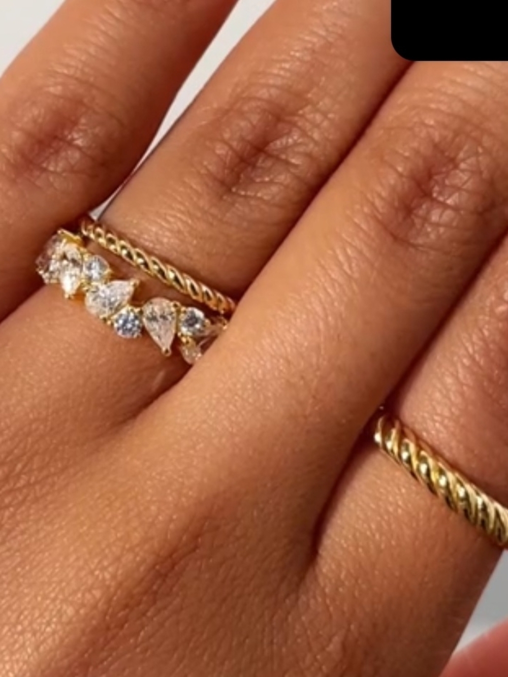 Modern Gents Teardrop & Round Ring - Gold